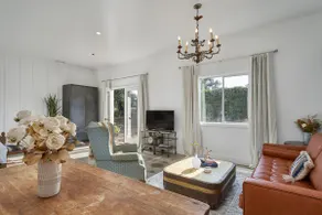 Wine Country Cottage - Image 3