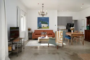 Wine Country Cottage - Image 2