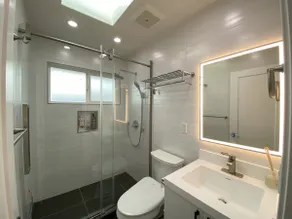 Renovated Seaside 2B1B • 15m SF/SFO • Free Parking - Image 4