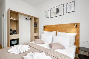 Compact Room Near City Center | Great Value - Image 3