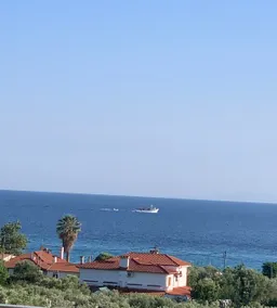 Swiss house with ocean view - Image 4