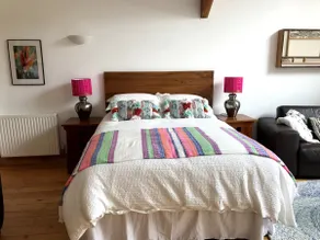 This property is not available, please do not book - Image 3
