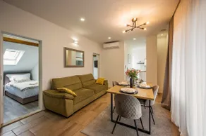 Apartment I & J - Image 3