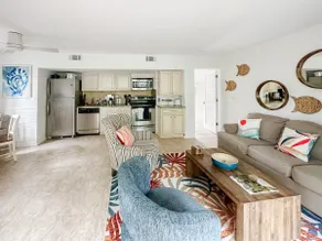 Location near Beach! Sanctuary & Night Heron Park - Image 3