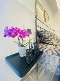 Alloro apartment with electric car charging - Image 3