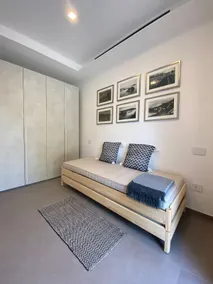 Alloro apartment with electric car charging - Image 4
