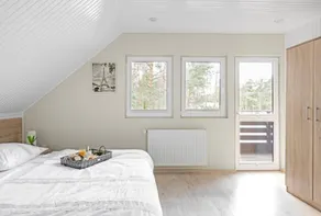 Villa in a pine forest. - Image 4