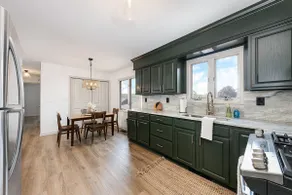 Cozy Space with Panoramic River Views - Image 3