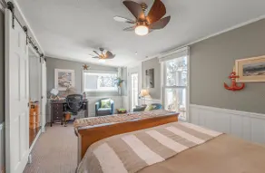 Lakefront Family Beach House - Image 5