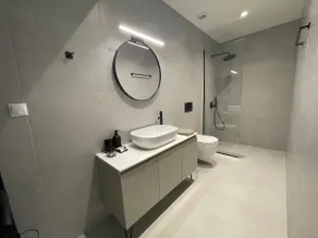 Modern & Spacious 3BR apartment - Image 4