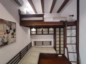Unique Apt in the heart of historic Barcelona - Image 3