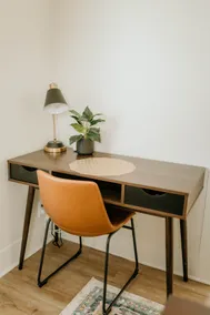Stay a While | Warm & Cozy Bungalow - Image 5