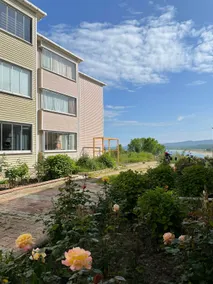 Seasonal Seafront 3 Bed Apartment (monthly only) - Image 2