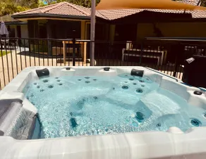 Coolum Beach Retreat - Spa, Fire Pit and Pool - Image 4