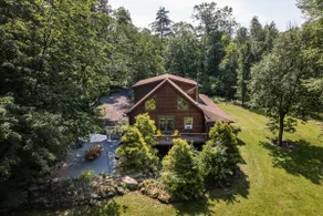 Log Cabin Retreat | Rail Trail Access & Fire Pit - Image 4