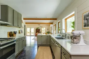 Log Cabin Retreat | Rail Trail Access & Fire Pit - Image 3
