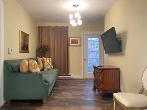 cozy one bedroom apartment  located in heart of dorval - Image 2