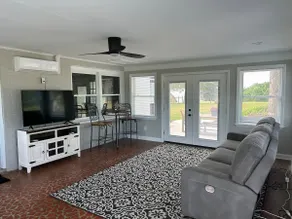 New! Modern Ranch House - Image 3