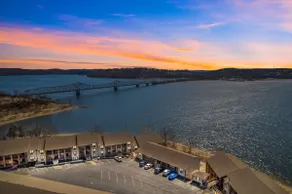 Waterfront 2 Bedroom Condo with Pool View! - Image 5