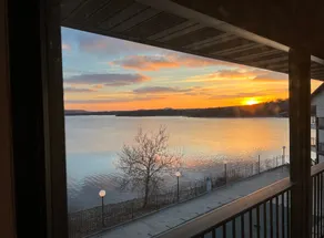 Waterfront 2 Bedroom Condo with Pool View! - Image 4