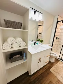Modern private suite retreat - Image 5