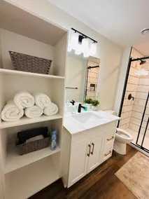Modern private suite retreat - Image 4