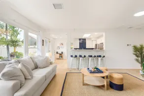 Stunning Beach Oasis w/ Hot Tub - Image 2