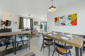 Art House Quartu - Margine Rosso - Image 5
