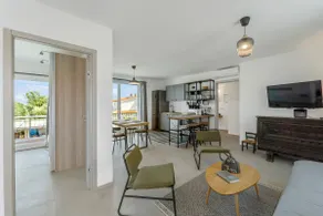 Art House Quartu - Margine Rosso - Image 2