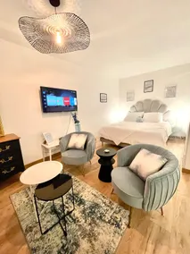 Lovely apartment with balcony. - Image 3