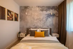 Stunning 1BR Apartments in North District - Image 2