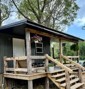 Last Leg Ranch Bunkhouse Uno - Image 2