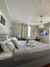 Captain's Cottage - Image 4