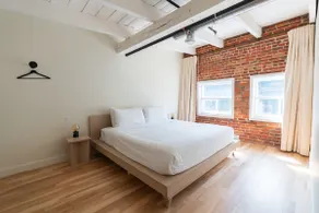 Barricade Lofts | By Lofts Vieux-Qc | BA500 - Image 5