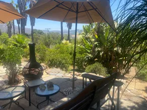 Enjoy amazing 2 bedroom house. 3 beds. - Image 4