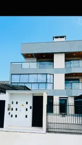 New apartment 300 meters from Meia Praia - Image 3