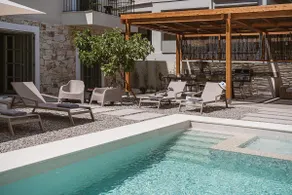 City Moments Villa - "Free" Indoor Heated pool - Image 3