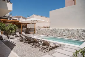 City Moments Villa - "Free" Indoor Heated pool - Image 4