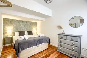 Apartment in Madrid. 2 bedrooms and terrace - Image 5