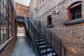 Luxury River Suites • 3BR • Near Flats & Stadiums - Image 4