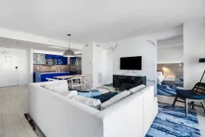 The W Beachfront Condo Retreat - Image 5
