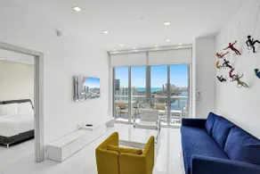 Beachwalk Resort Upper Penthouse - Image 2