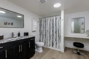 Modern Retreat w/ 4 King Beds - Image 4
