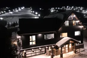 Northern Escape Ski in & out, hot tub & sauna - Image 4