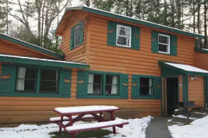 Lake George 3 BR/2 BA Cabin #33 The Woodpecker - Image 4