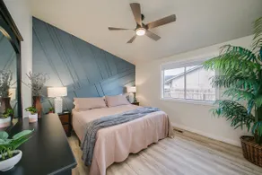 Family-friendly, fenced yard minutes from downtown - Image 4