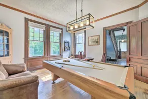 Grand Historic Home-4 Mi to WEC! - Image 4
