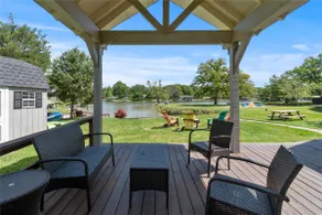 Scenic Cove, Fishing & Kayaks on Cedar Creek Lake - Image 3