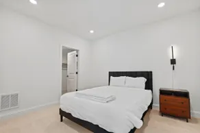 New Spacious 2br/2bth Basement! - Image 5