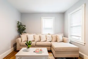 Modern Downtown Condo! - Image 5